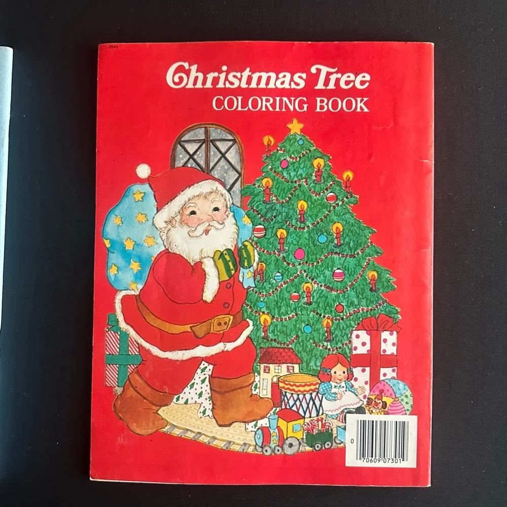 Happy House Christmas Coloring Books 80’s movie prop